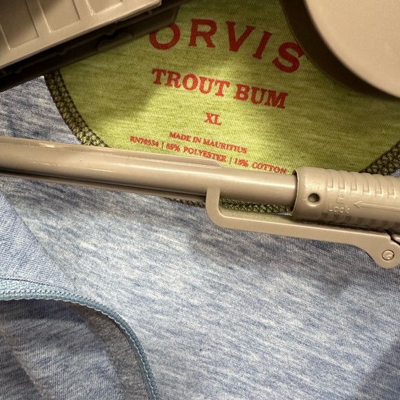 2 Men’s Orvis 3/4 zips. Both size XL in a t shirt material w Primland logo - Picture 9 of 11